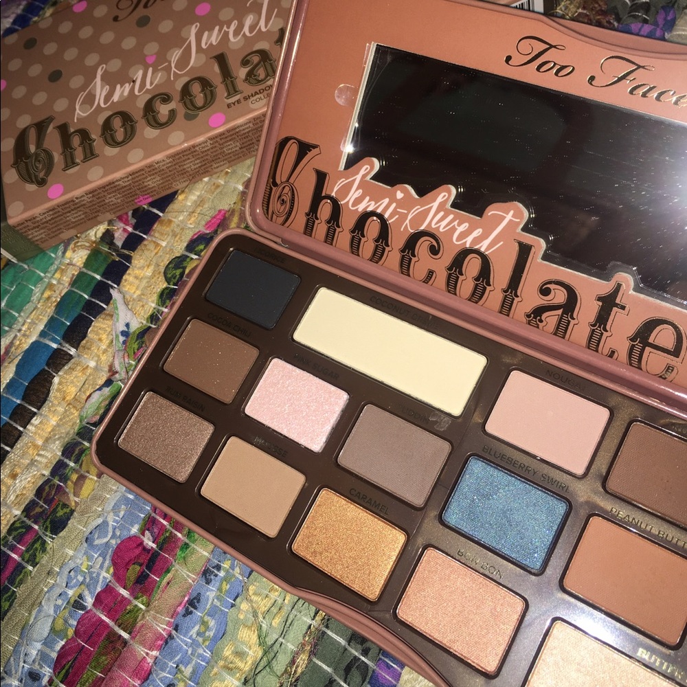 Never been used Semi-Sweet Too Faced Palette