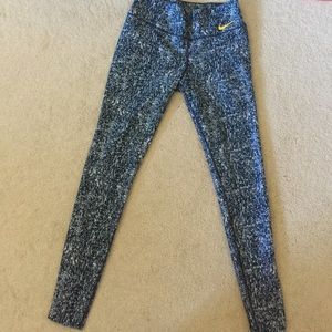 Nike Women's Legendary Tight