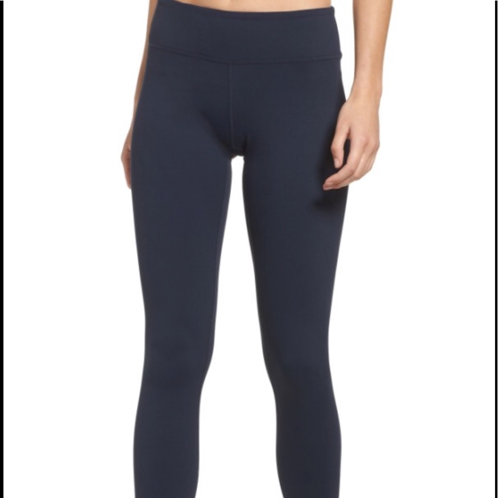 ZELLLA NAVY BLUE CROPPED LEGGINGS