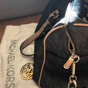 Michael Kors Medium Grayson satchel