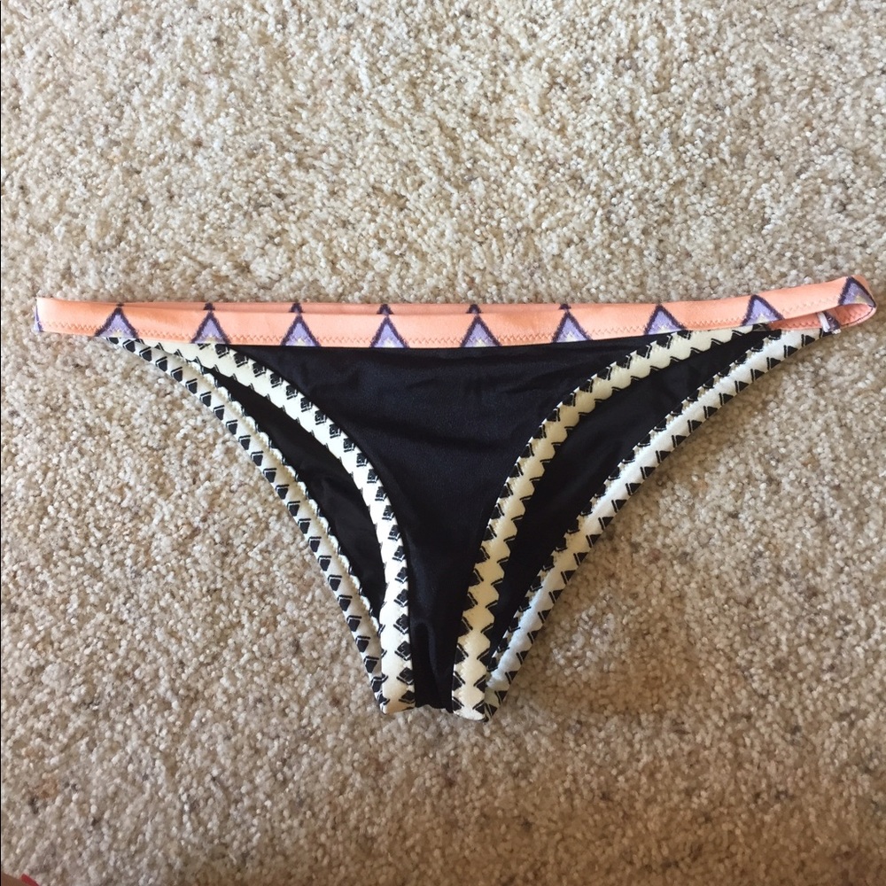 VS cheeky bikini bottom