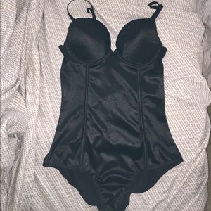 Black bra bodysuit | M