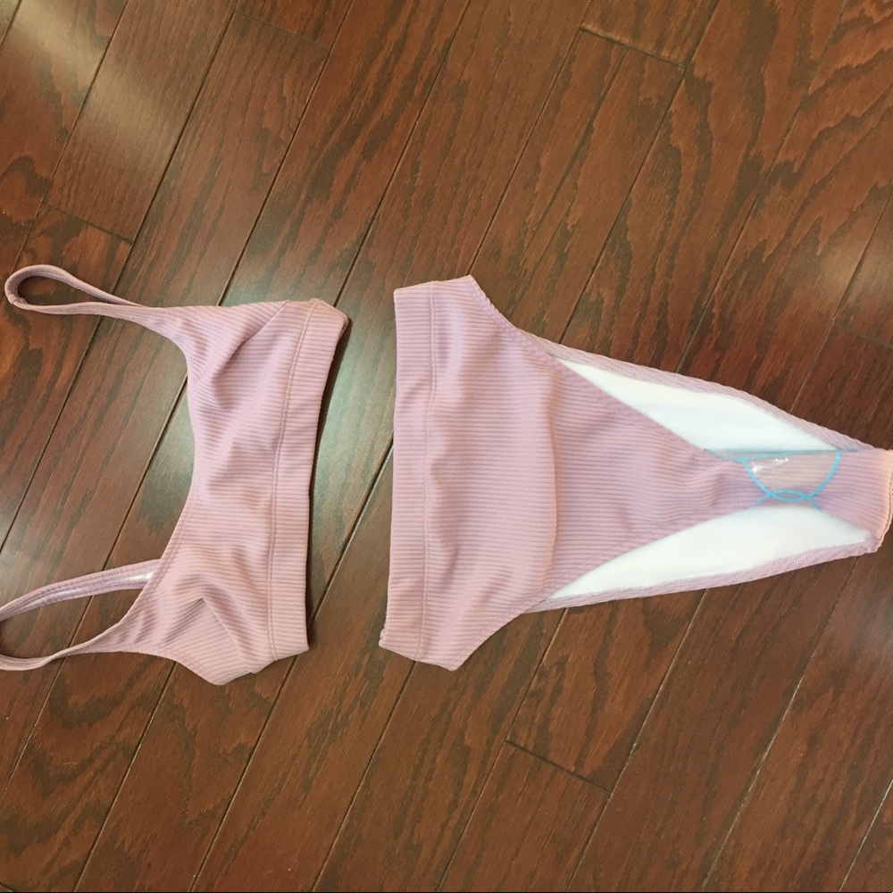 Asos swim suit (NEVER WORN )
