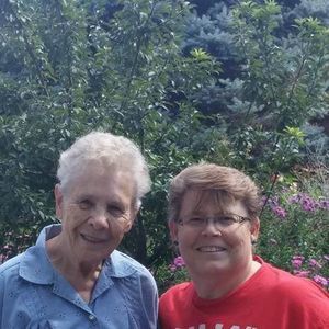 Meet your Posher, Linda