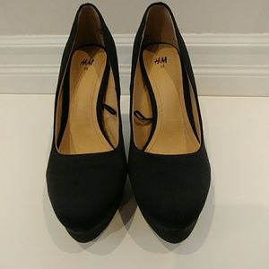 H&M black pumps size 7