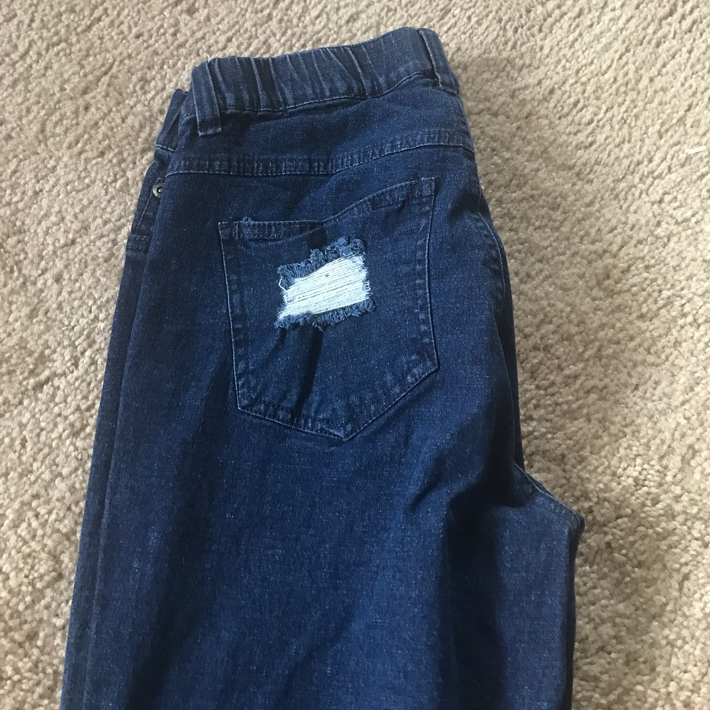 Jeans - Picture 4 of 5