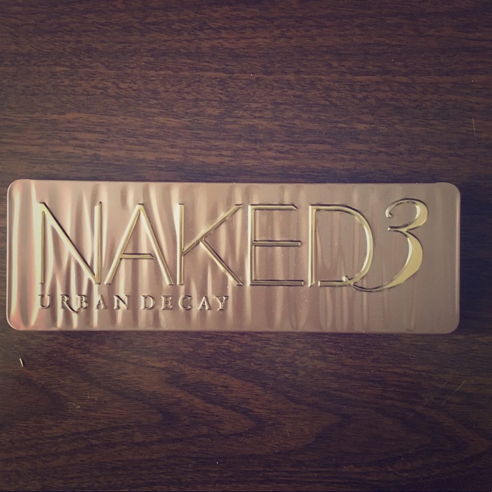 LIKE NEW Urban Decay Naked3 Palette