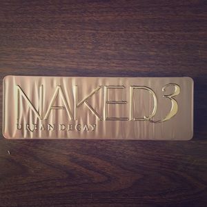 LIKE NEW Urban Decay Naked3 Palette
