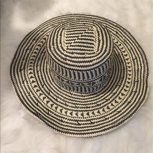 NWT Torrid floppy hat
