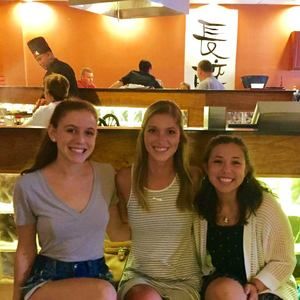 Meet your Posher, Kayla