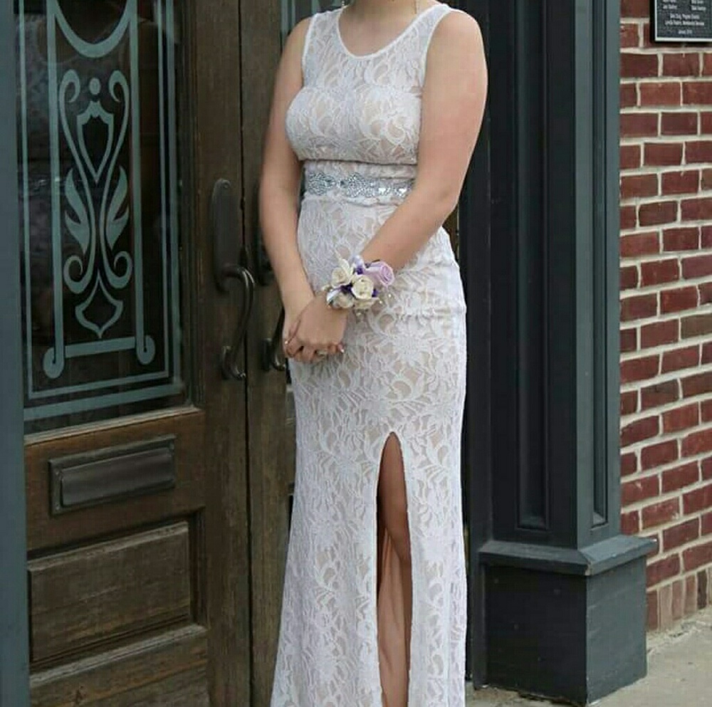 Creme/white prom dress