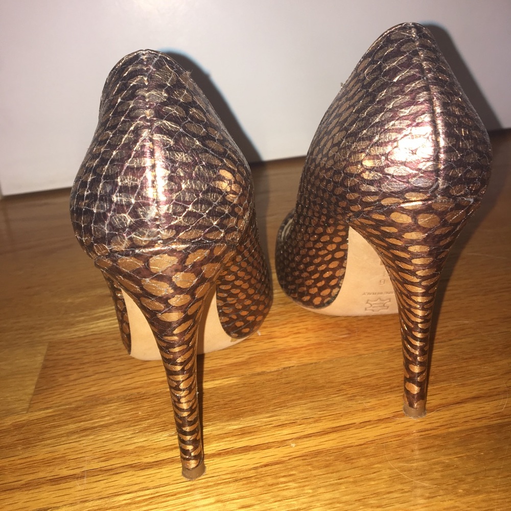 Beautiful heels! - Picture 3 of 3