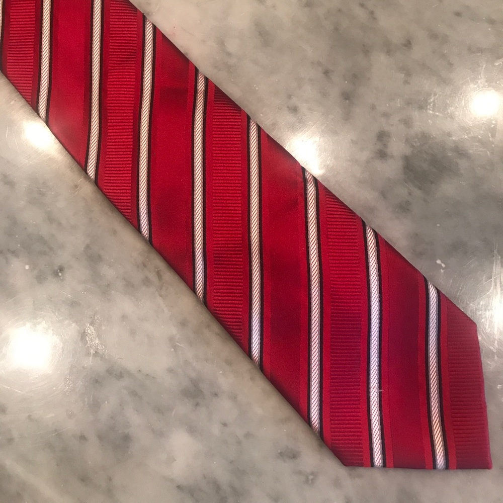 ⚡️FLASH SALE ⚡️🔥HOST PICK🔥 Men's Silk Tie 👔