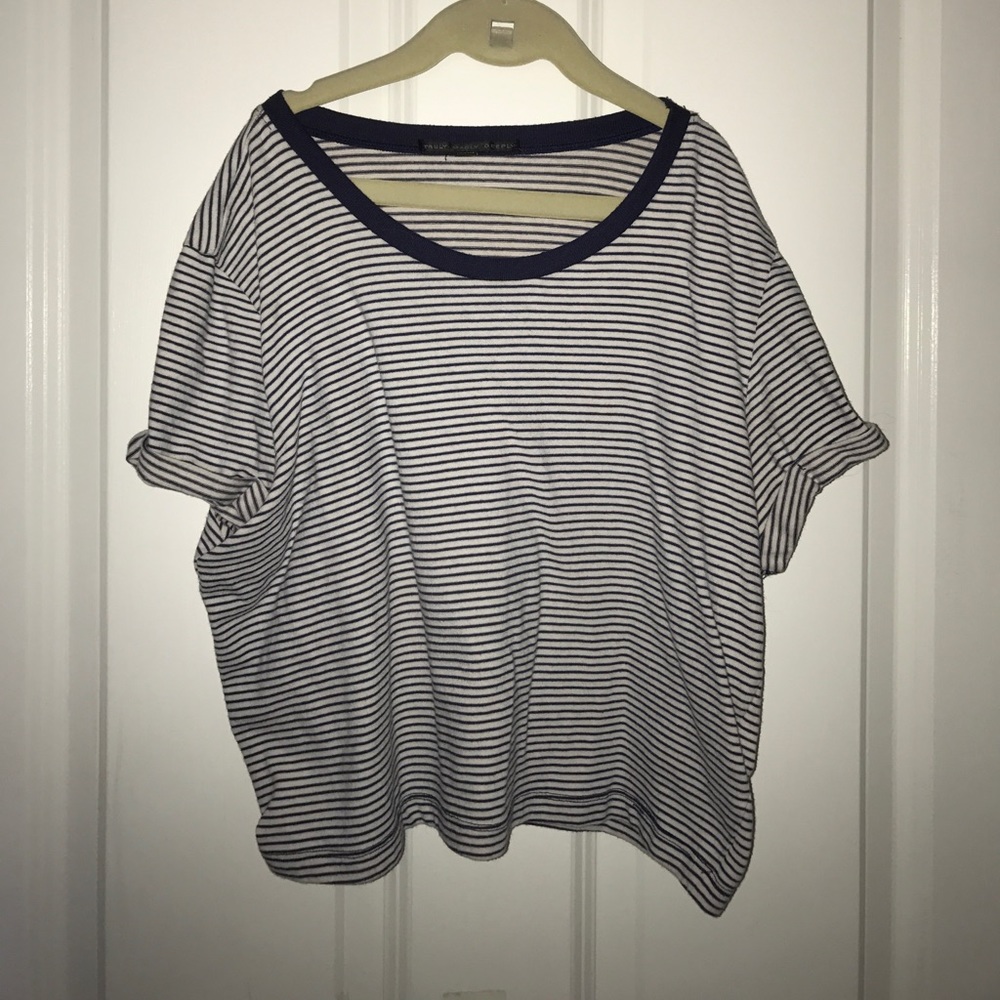 Cropped Tee with Stripes