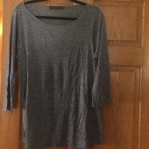 Very cute Limited top!