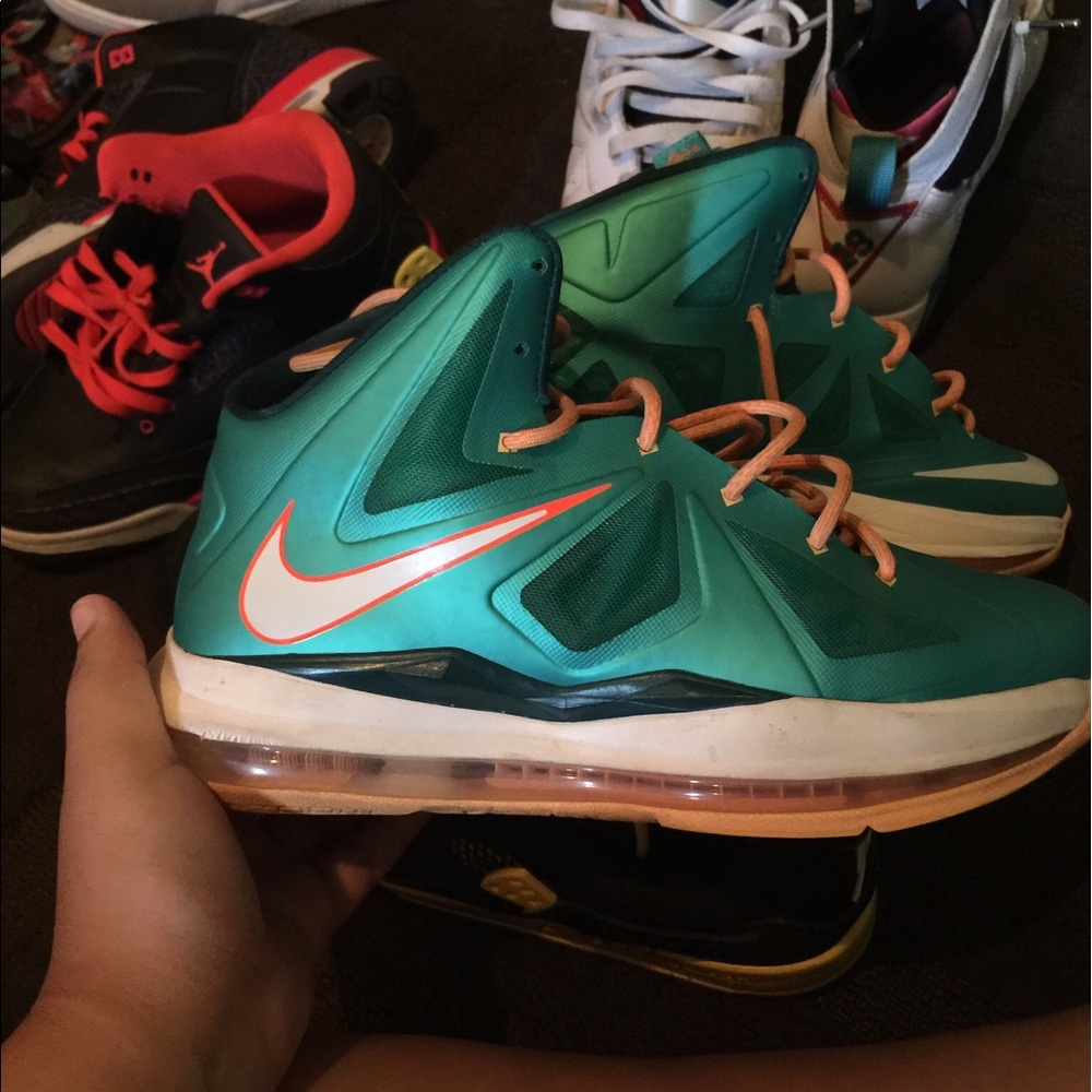 Miami dolphin lebron 10 7y