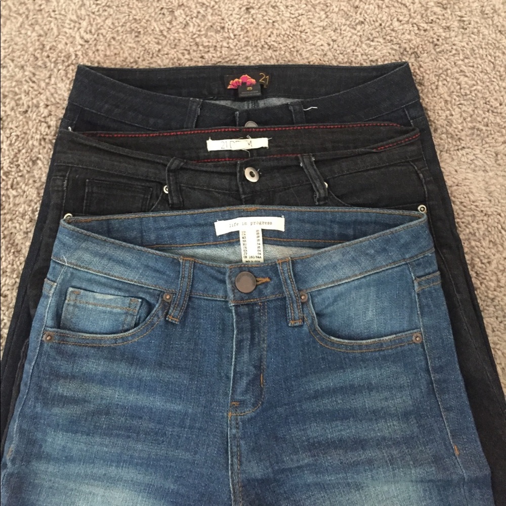 3 pairs of jeans