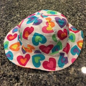 Girls 2T/4T rainbow hearts bucket hat