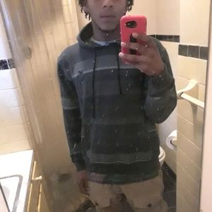 Meet your Posher, Johnathan