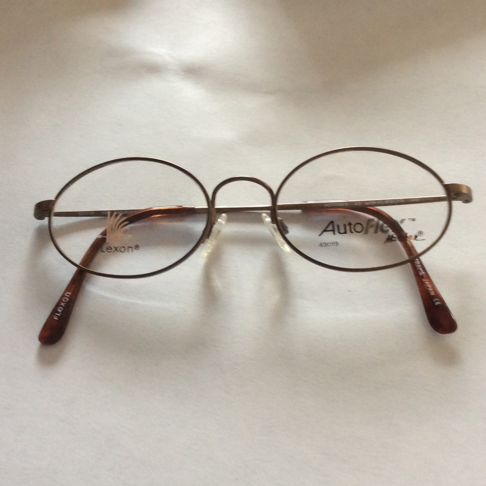 March on auto flex frame