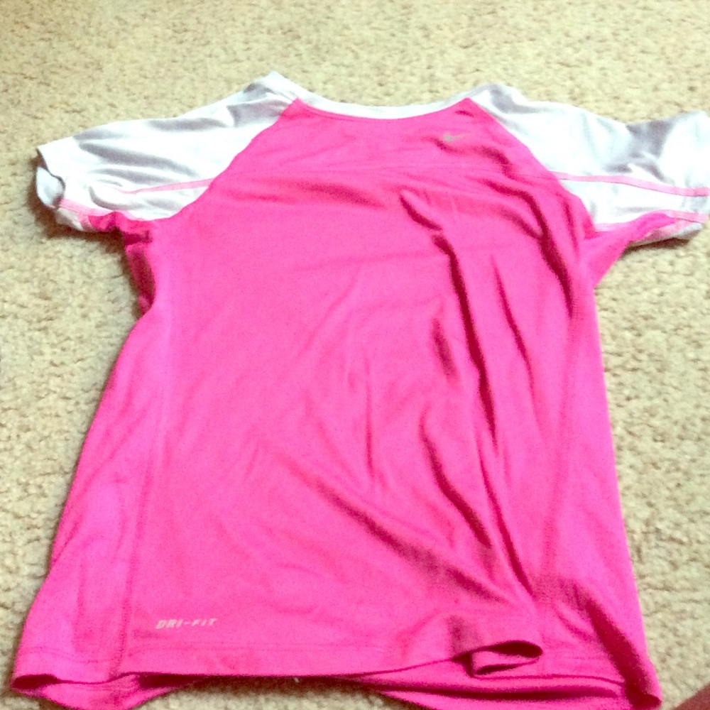 SALE|||| Girls Nike Shirt