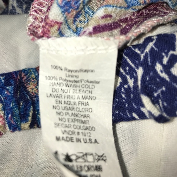 Sleeveless Jumpsuit - Picture 7 of 7