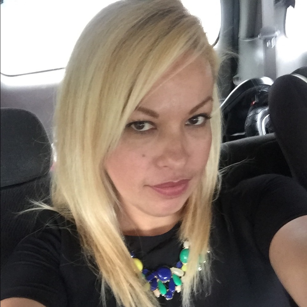 Meet your Posher, Andrea