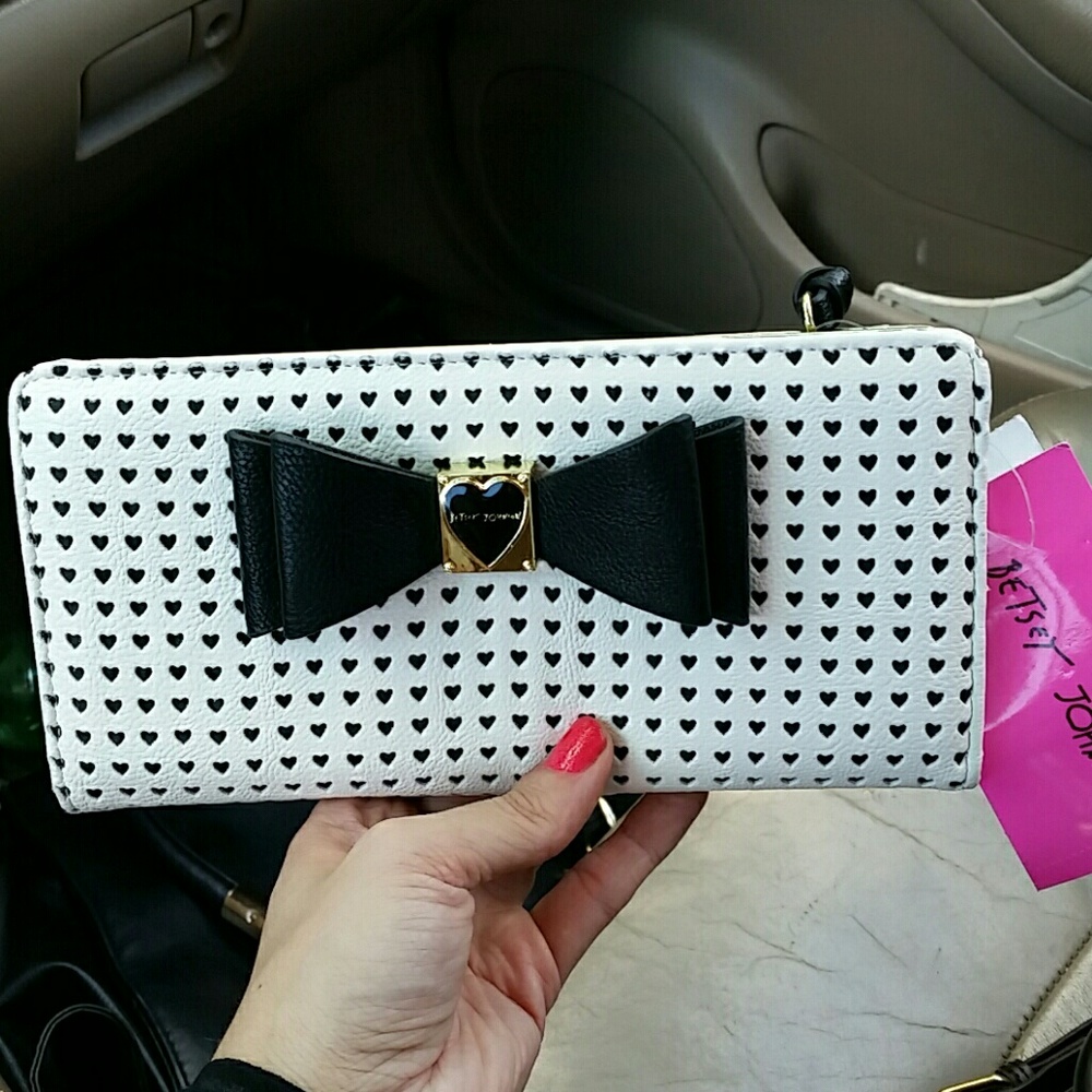 NWT Betsey Johnson Wallet