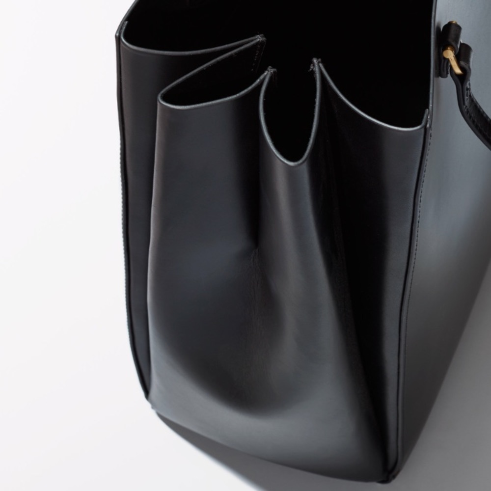 Aritzia Auxiliary eckhout tote in black. NWT - Picture 1 of 5