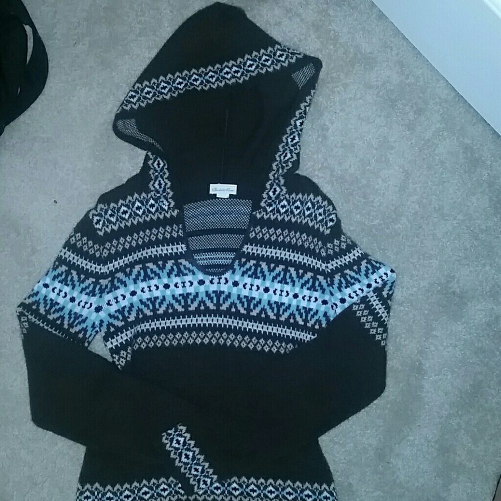 Hooded sweater