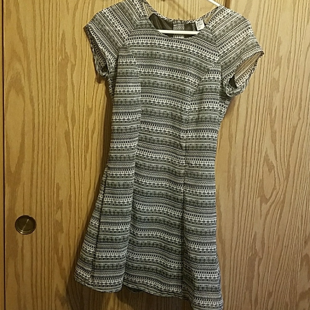 Cute black and white dress