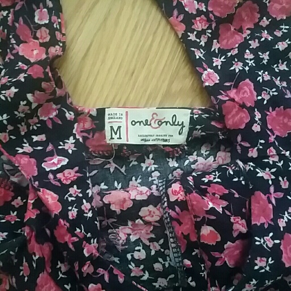 Black and pink floral sundress - Picture 2 of 3