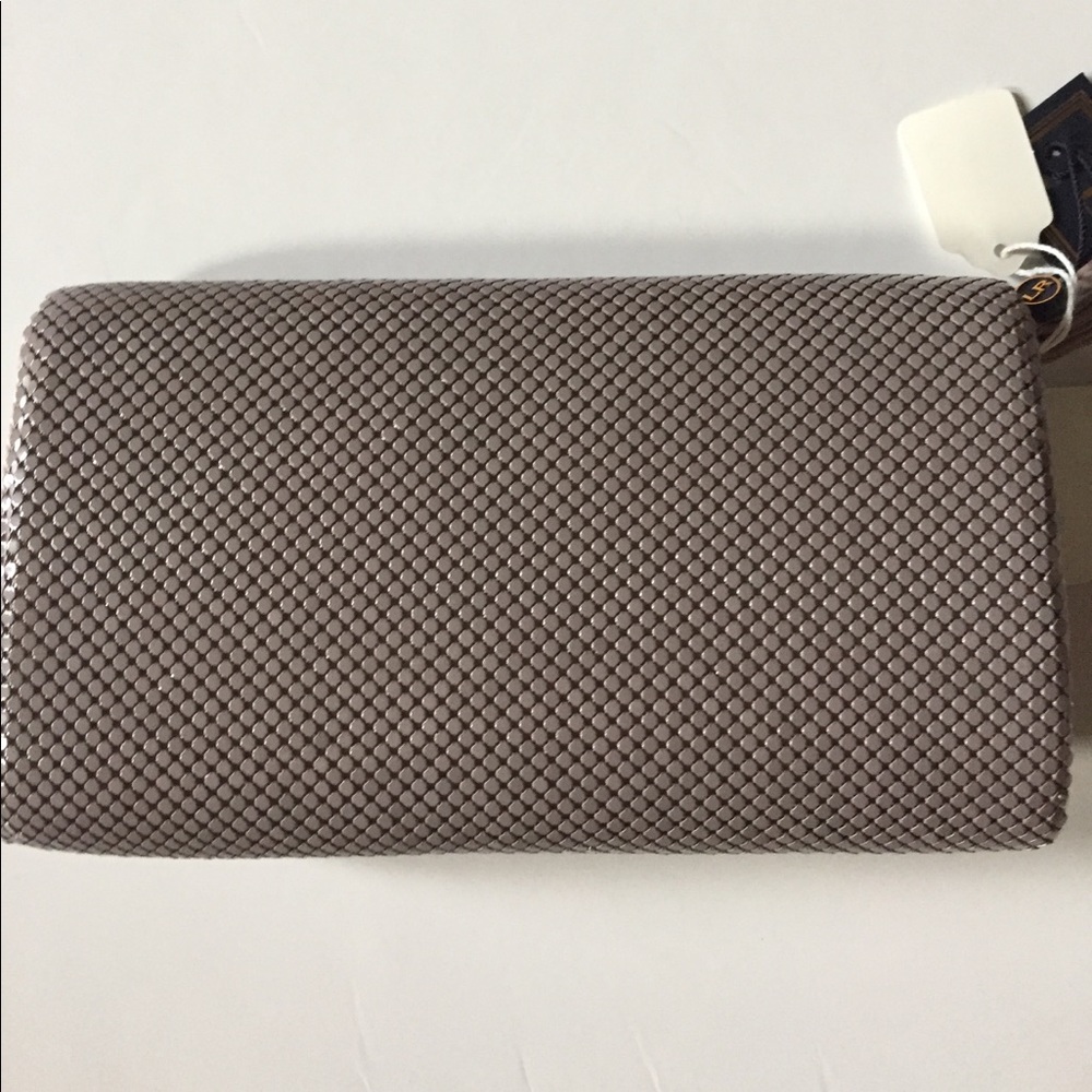 NWT La Regale Mesh Flap Clutch - Picture 3 of 8