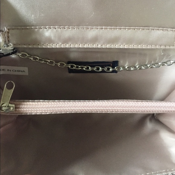 NWT La Regale Mesh Flap Clutch - Picture 8 of 8