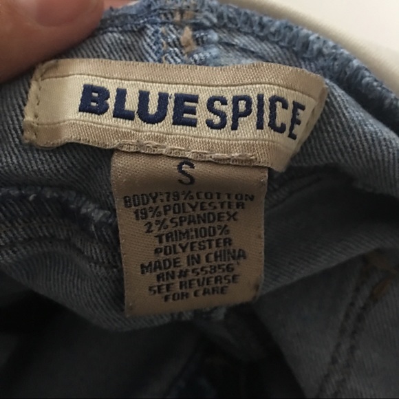 (SOLD)New listing! Maternity Skinny Jeans - Picture 4 of 8