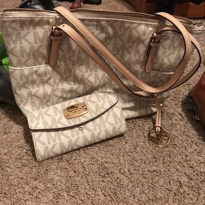 Michael Kors handbag and matching wallet