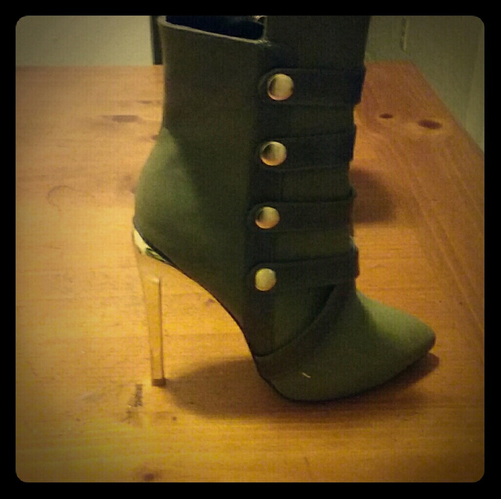 L&K Olive green heel boots