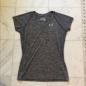 Under Armour vneck