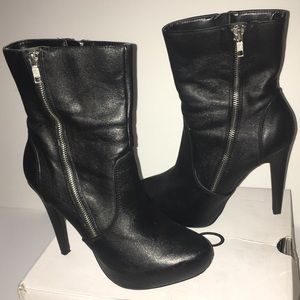 Aldo heeled ankle boots 7.5