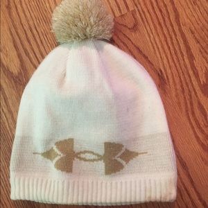 Under armor girls hat