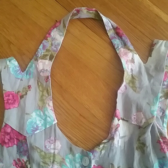 Gray floral button-up sundress - Picture 2 of 5