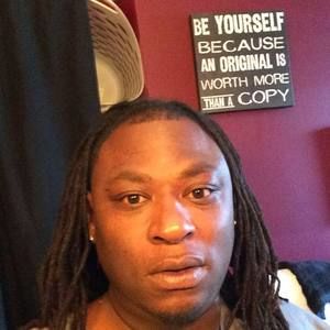 Meet your Posher, Ennis