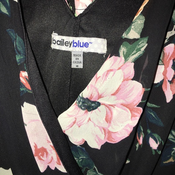 Romper - Picture 3 of 4