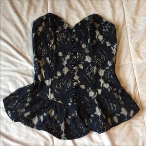 Bustier Peplum Lace Top 🌸🖤