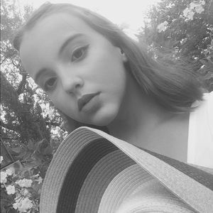 Meet your Posher, Kathryn-nicole