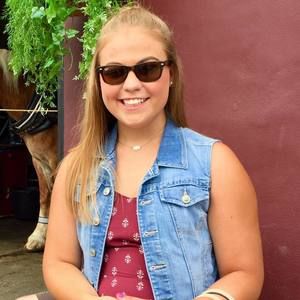 Meet your Posher, Zebbie