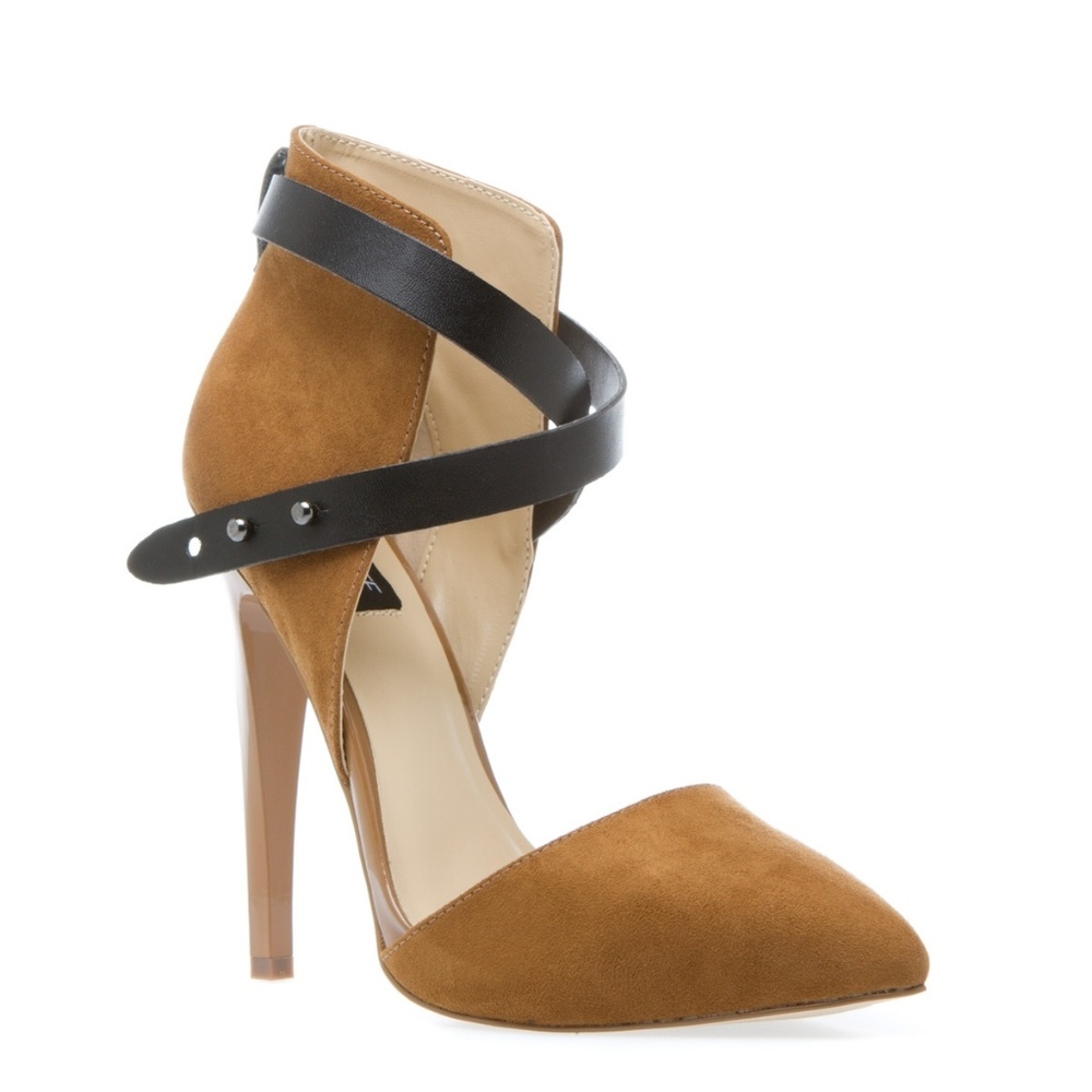 Pointed Toe Tan Heel w/ Crossover Ankle Straps