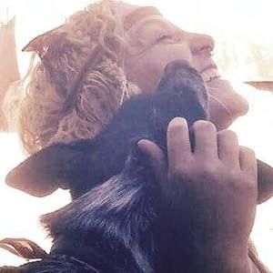 Meet your Posher, Skyler