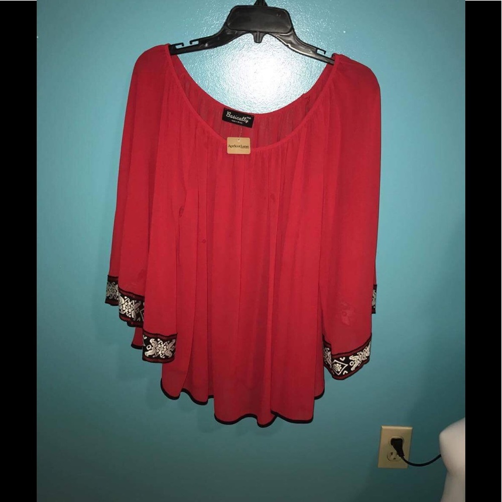 One size boutique tunic