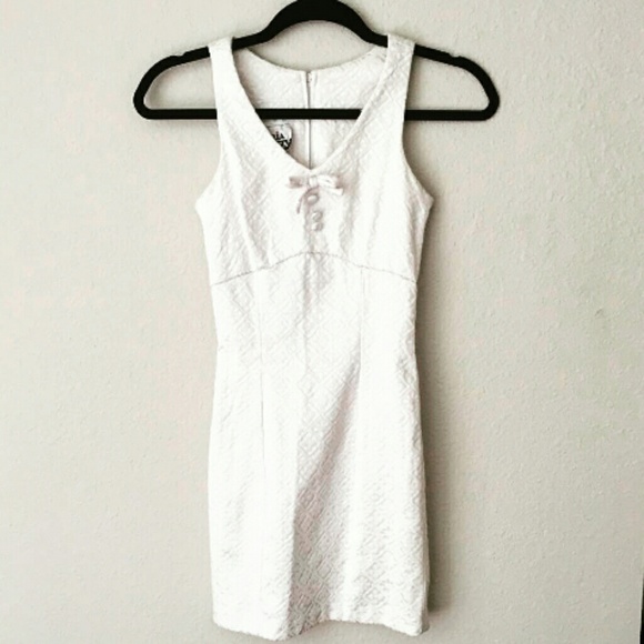 Maria Bonita White Bodycon Dress - Picture 3 of 6